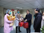 新春送关怀，年三十绵阳市中医医院领导慰问一线医务人员和在院患者